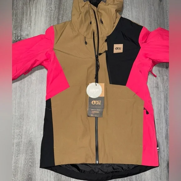 Women's Pink and Tan Ski Jacket - Picture 10 of 14
